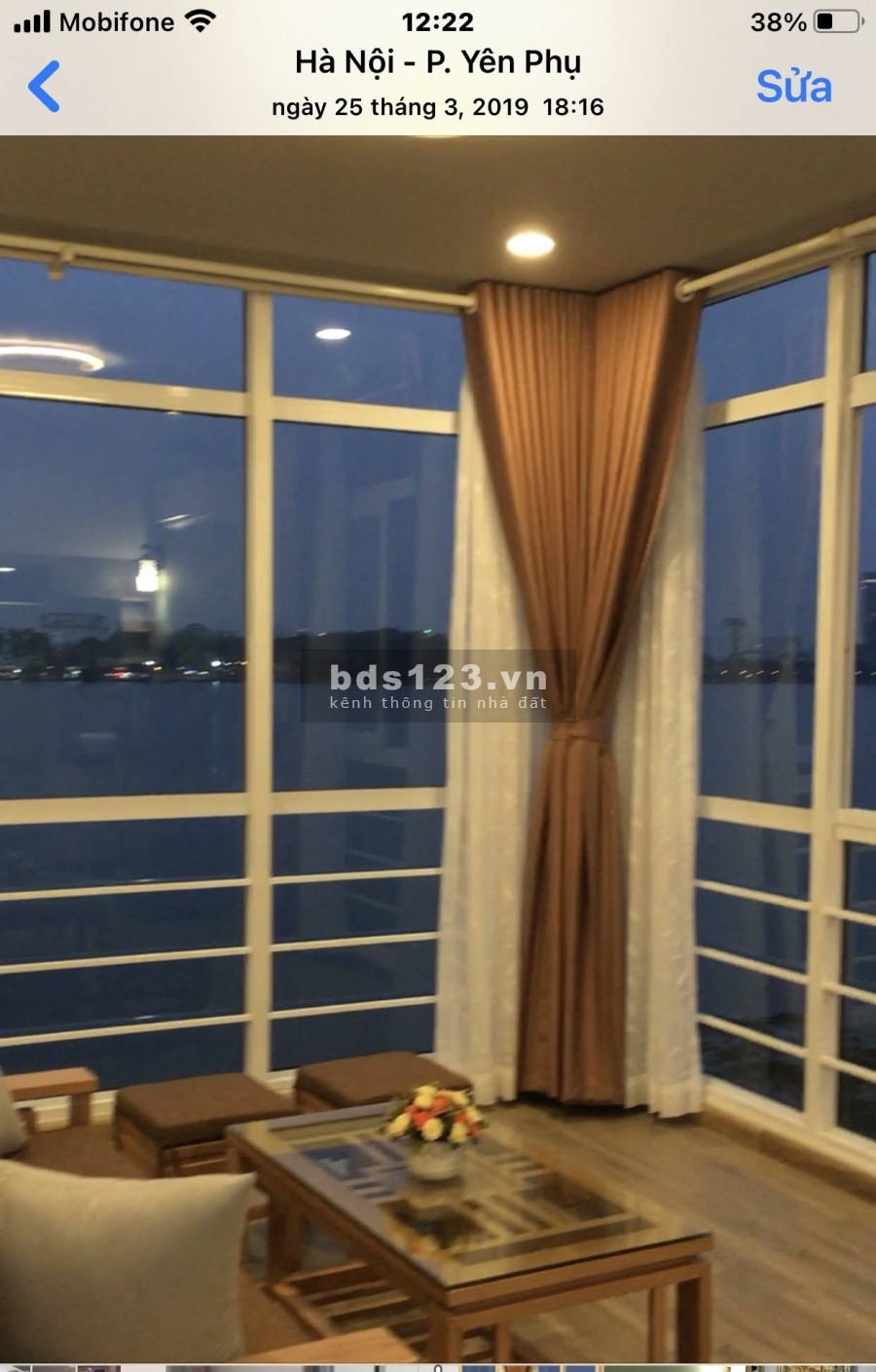Chính chủ bán nhà mặt hồ tây , lô góc view tuyệt đẹp