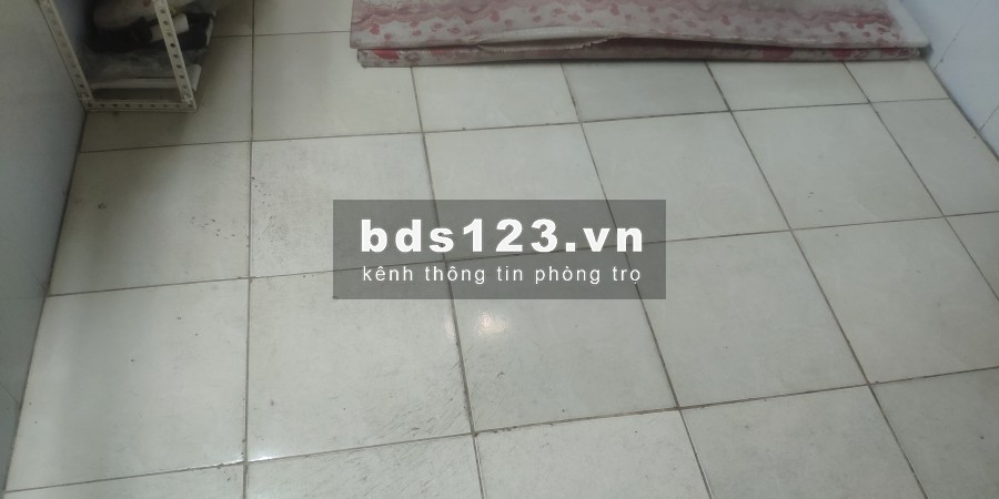 Cần tìm 1 nam ở ghép. Không hút thuốc,gọn gàng, sạch sẽ, giớẩn, ưu tiên đồng hương lâm đh. Trọn tháng mỗi ng khoảng 1tr có gác
