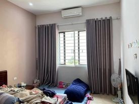 Bán Gấp Ngõ 192 Lê Trọng Tấn 70M 4 Tầng MT 4m, 3 Mặt Thoáng, Ô Tô Đỗ Cửa Giá 7,8 tỷ.