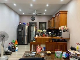 Bán Gấp Ngõ 192 Lê Trọng Tấn 70M 4 Tầng MT 4m, 3 Mặt Thoáng, Ô Tô Đỗ Cửa Giá 7,8 tỷ.