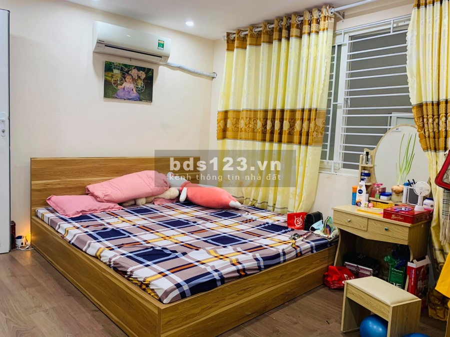 Bán nhà Bạch Mai 22mx5T xây chắc chắn, giá 2.25 tỷ lh 0916010180