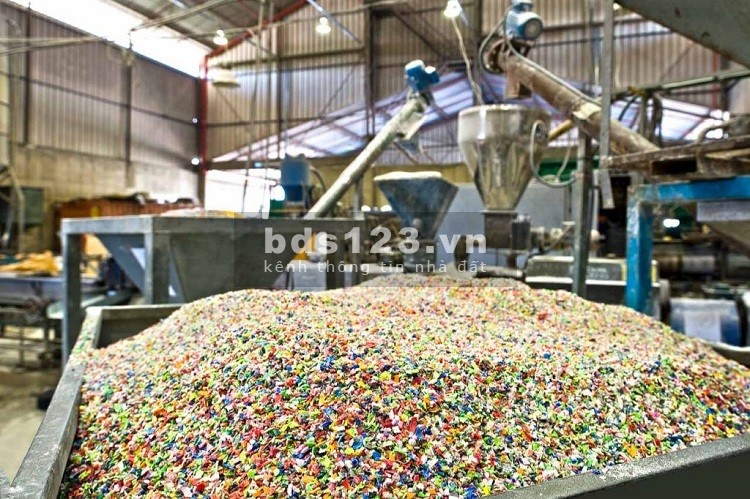 Bán 1.3ha đất công nghiệp xử lý phân bón và tái chế hạt nhựa tại Cẩm Giàng, Hải Dương.