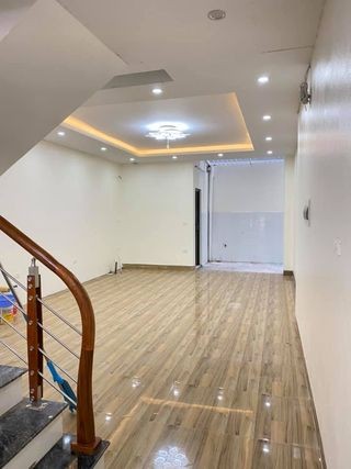 Bán nhà Bùi Xương Trạch, Thanh Xuân, Hà Nội, 33m2 x 4 tầng, giá 3.3 tỷ.