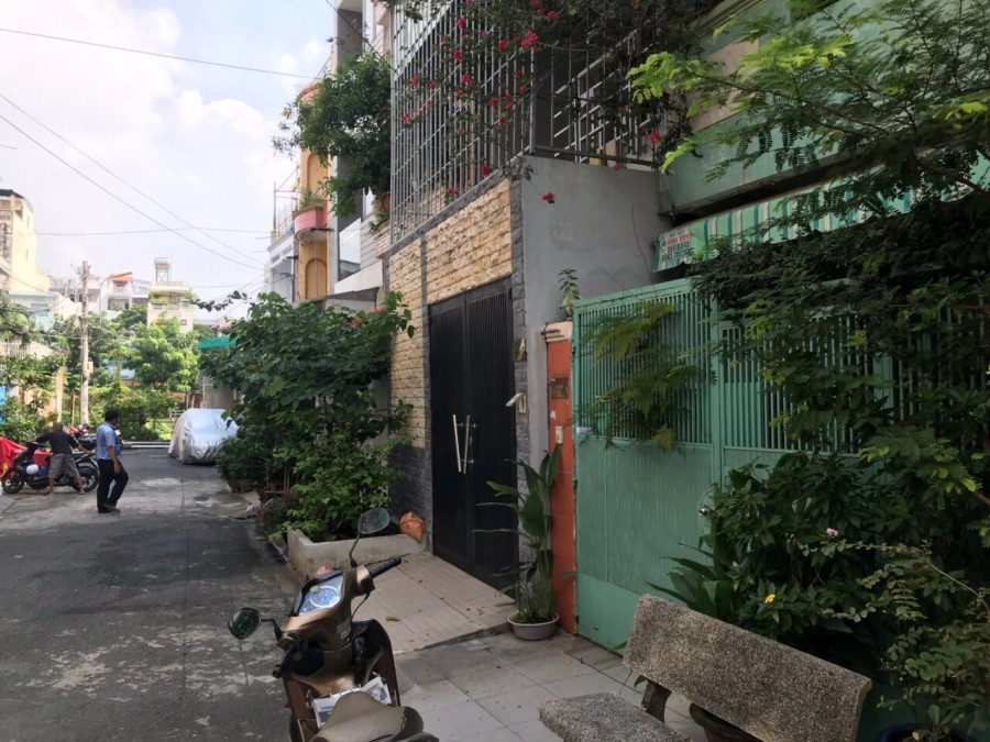 8.8 tỷ có 2 căn nhà liền kề HXH Bùi Đình Túy p12 Bình Thạnh