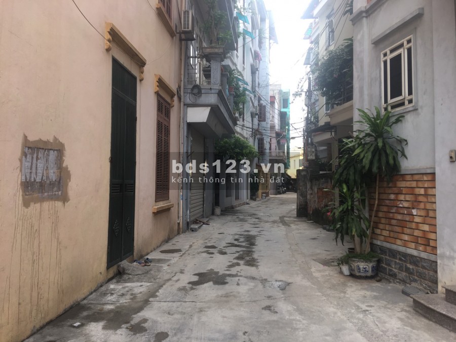 Chính chủ cần bán 58m2 đất tại tổ 12 Thạch Bàn, Long Biên, Hà Nội