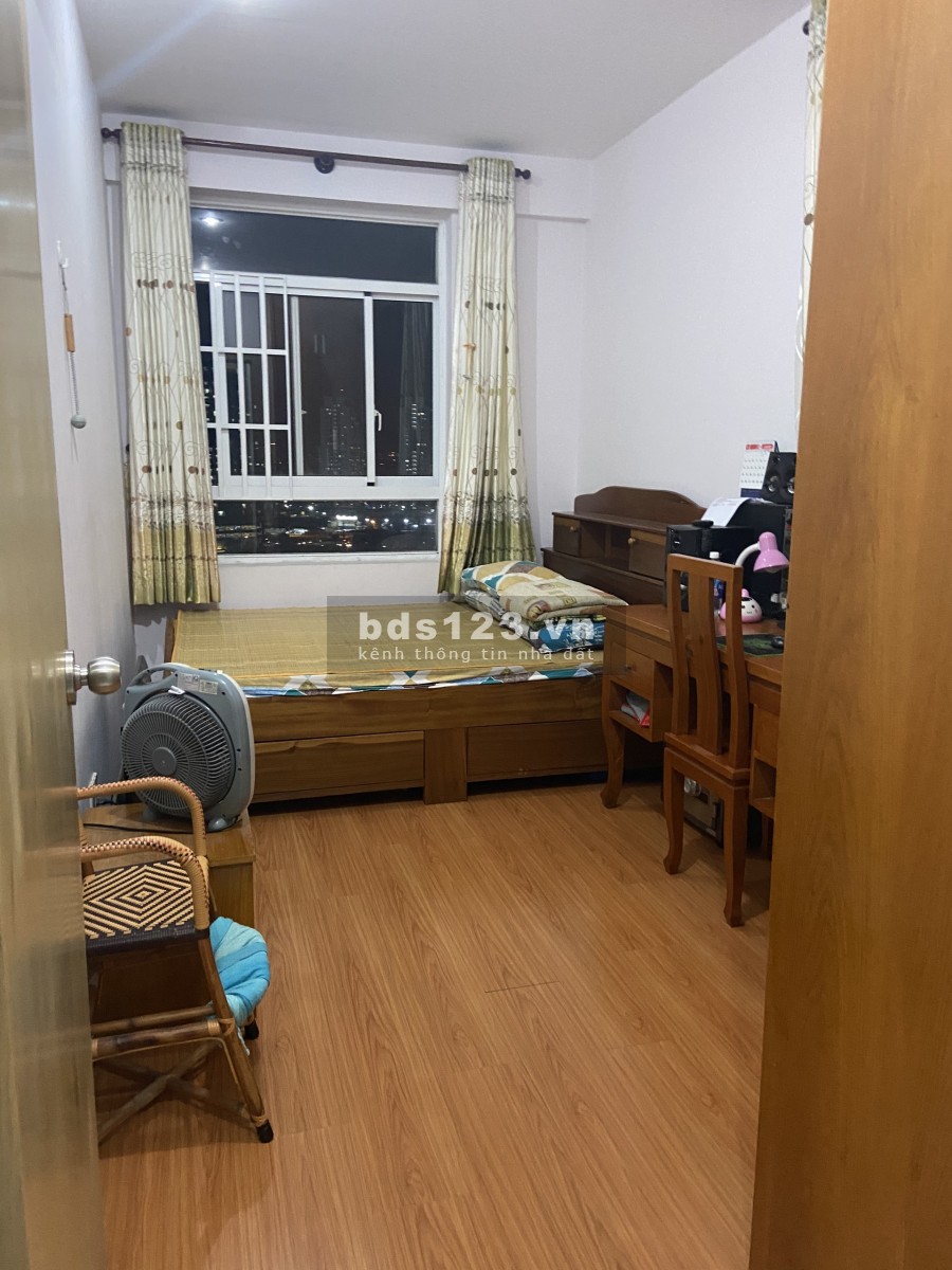 Cần tiền bán gấp căn hộ Ngọc Lan, 35 Phú Thuận, P.Phú Thuận, Q.7, 99m2, 2.3 tỷ
