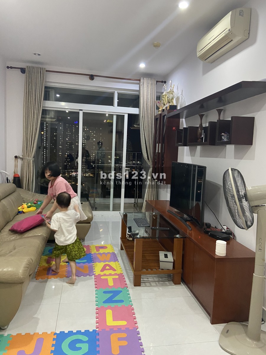 Cần tiền bán gấp căn hộ Ngọc Lan, 35 Phú Thuận, P.Phú Thuận, Q.7, 99m2, 2.3 tỷ