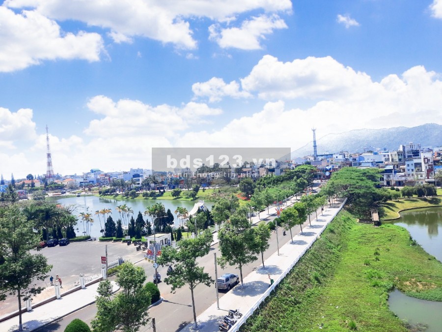 Cần bán gấp đất thổ cư 220m2 trung tâm TP Bảo Lộc LĐ
