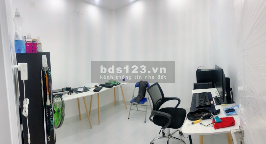 Bán nhà mặt tiền Cầm Bá Thước Q. Phú Nhuận, 47m2 xây 4 tầng giá chỉ 9.3 tỉ