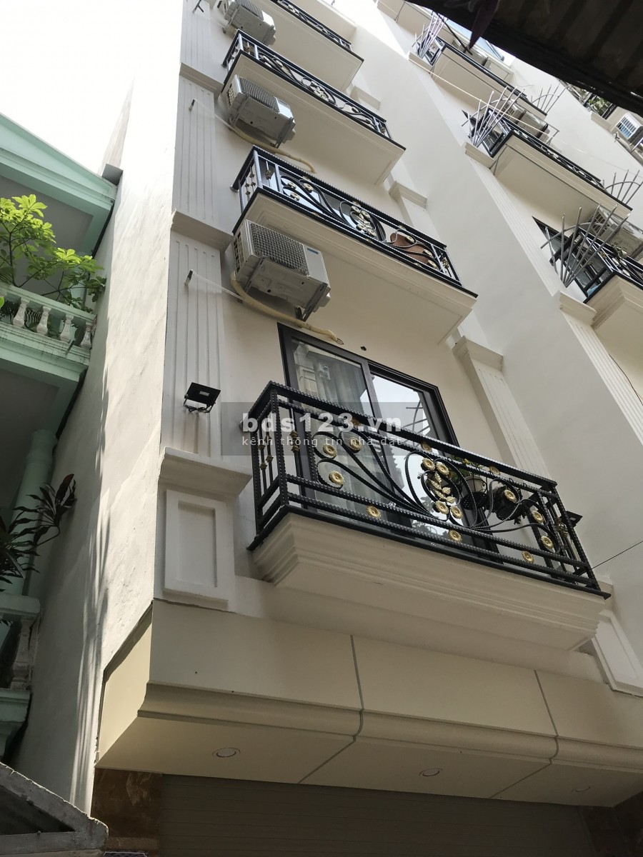 Bán nhà đẹp ở luôn tại Cầu giấy diện tích 64mx 5 tầng giá 5 tỷ