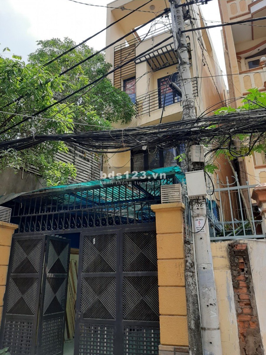 Nhà 4x15.25m, 18.5 tỷ đường Nguyễn Đình Chính Phú Nhuận Tp HCM