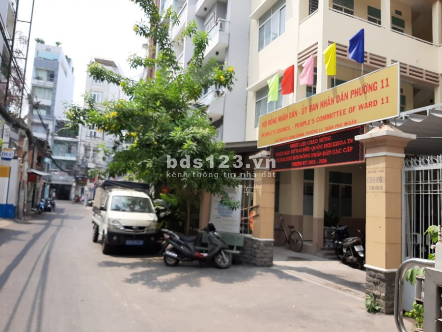 Nhà 4x15.25m, 18.5 tỷ đường Nguyễn Đình Chính Phú Nhuận Tp HCM