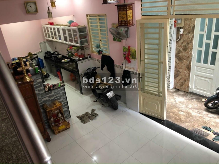 Nhà 1 lầu đường Tân Xuân 6, Tân Xuân, Hóc Môn, 82m2, shr, 1.1 tỷ