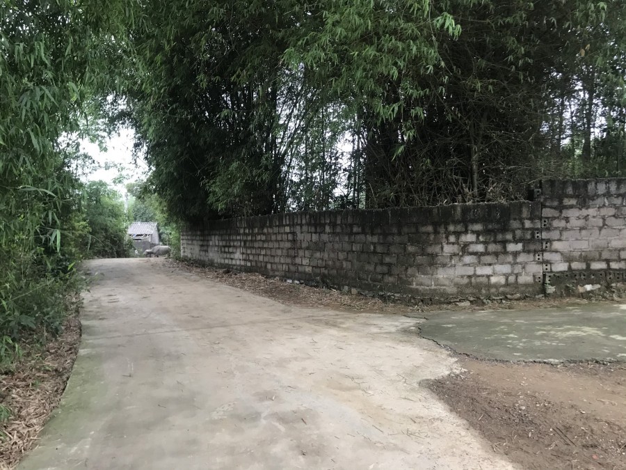 Bán gấp đất thổ cư tặng nhà tại thôn Đàm Rái Nhuận Trạch Lương Sơn Hoà Bình