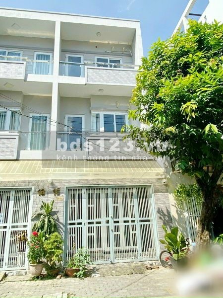 Bán nhà MT đường số 18 Chợ Tân Mỹ P.Tân Phú Q.7