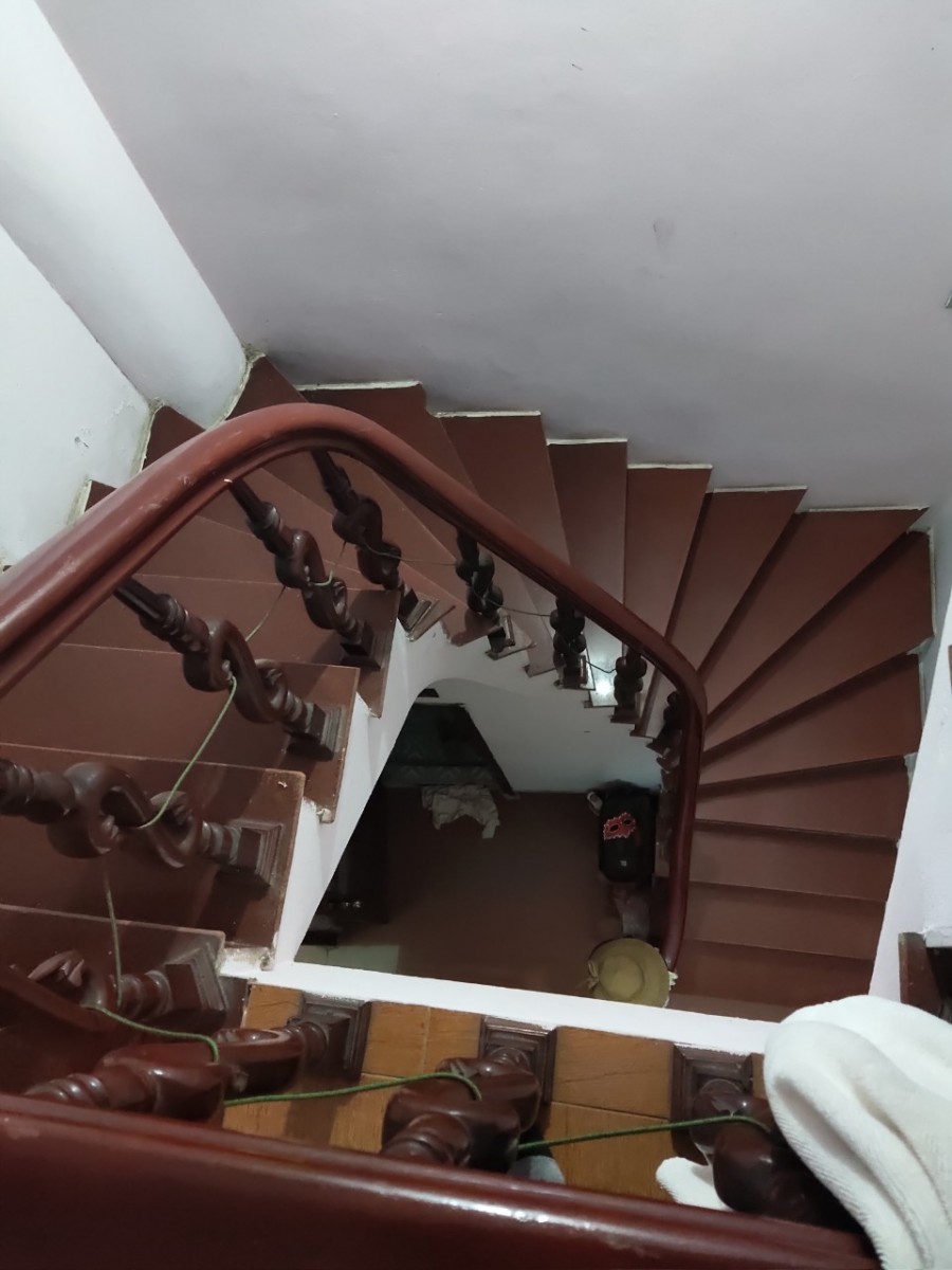 Bán nhà đẹp Hoàng Quốc Việt- Ô TÔ TRƯỚC CỬA - 2 THOÁNG - MẶT PHỐ TƯƠNG LAI