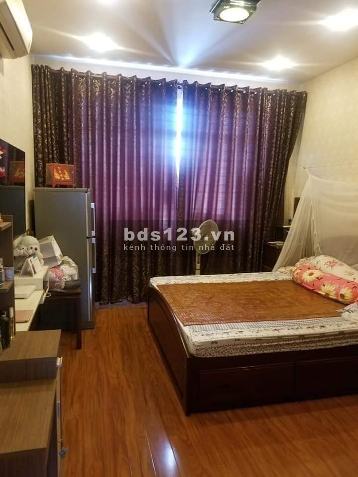 BÁN NHÀ HXH, LÊ THỊ RIÊNG, P BẾN THÀNH, Q1, 32M2, 6,6 TỶ, 2 TẦNG.