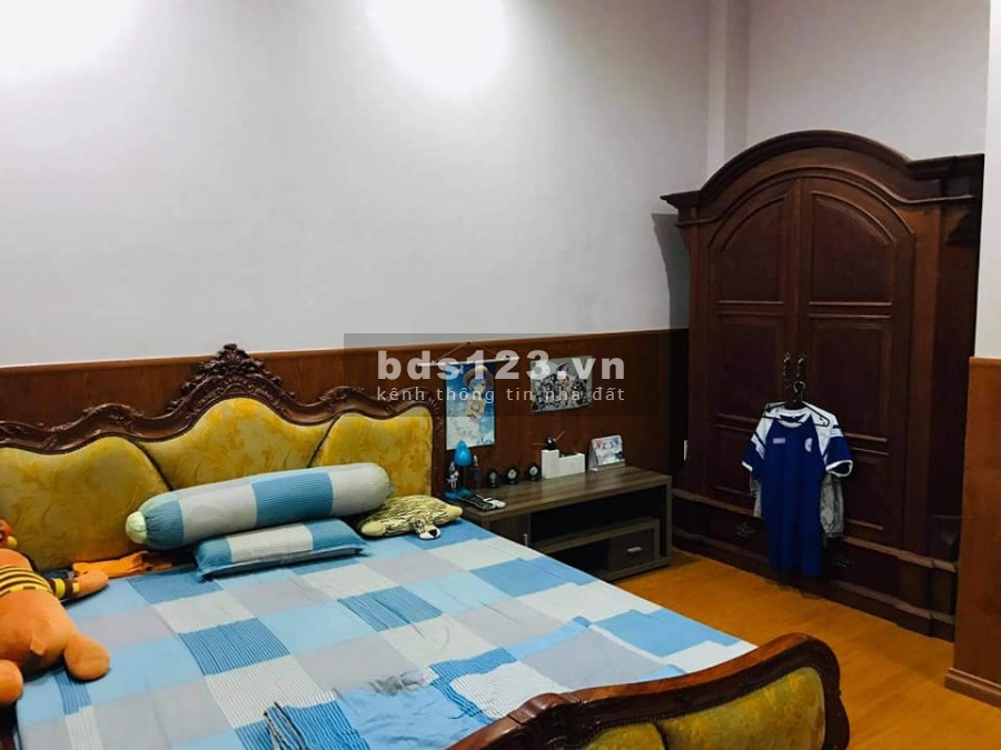 HXH 108M2 5PN Ngay ngã tư Bảy Hiền Tân Bình giá 10.5 tỷ