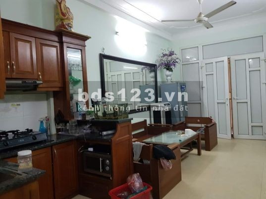 Bán nhà Long Biên 29m, 4 tầng, 2,2 tỷ