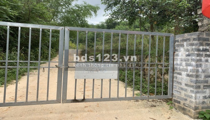 BÁN ĐẤT KỲ SƠN HÒA BÌNH - 5500M SẴN KHUÔN VIÊN, VIEW NÚI,CẠNH QUỐC LỘ