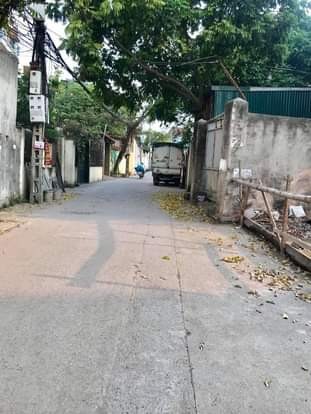 Bán Đất Thạch Bàn Ô TÔ TRÁNH 10m 50m RA PHỐ TƯƠNG LAI SÁNG NGỜI. 34m2 4mt 2.2 Tỷ
