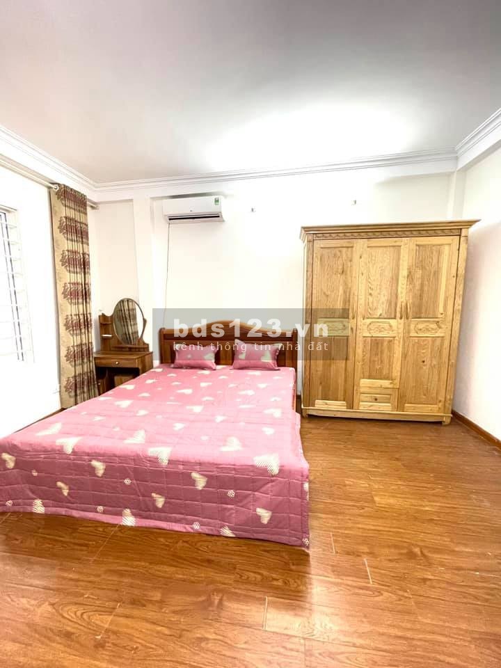 Bán nhà phố Thanh Lân 30m2 4 tầng. Nhỉnh hơn 2 tỷ