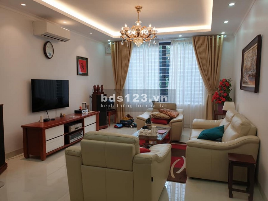 Đỗ Quang phân lô, vỉa hè kinh doanh sầm uất, ô tô tránh, 60mx5T 12.5 tỷ