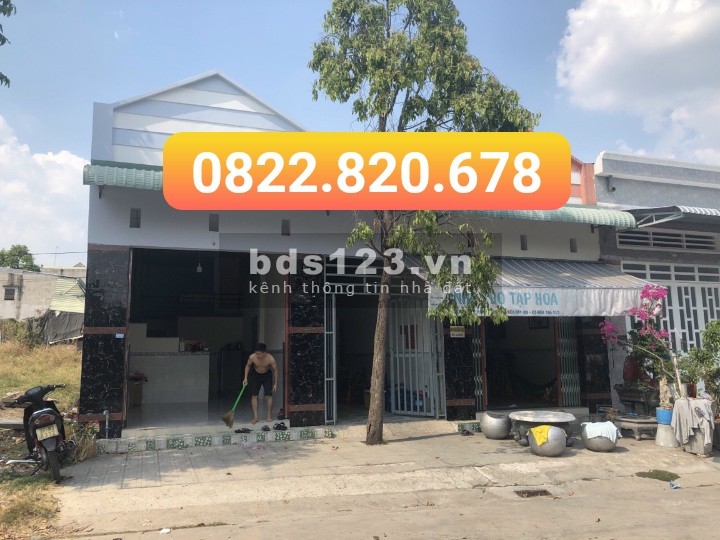 Bán gấp tài sản ở mỹ phước 3 bình dương, gồm nhà trọ 6 phòng + 1 kiot buôn bán , DT 150m2