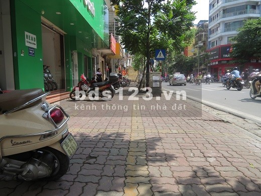 Bán nhà mặt phố Huế 200m2, MT 5.5m, Đầu tư – Kinh doanh dòng tiền.