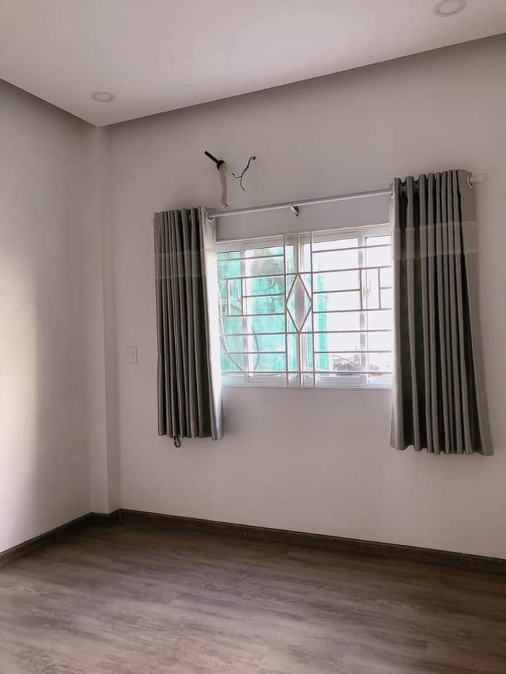Mặt tiền chợ, kinh doanh đỉnh, dtsd 54m2 (4.5x12m), 4 tầng đúc, giá 8.5 tỷ