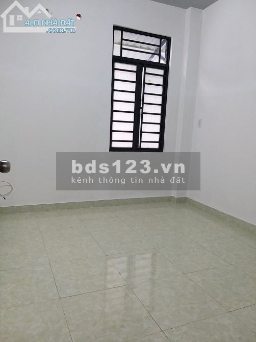 NHÀ NHỎ NGAY SÁT PHẠM VĂN ĐỒNG - GÒ VẤP 24M2 (NGANG 3.5M) CHỈ 2.6 Tỷ