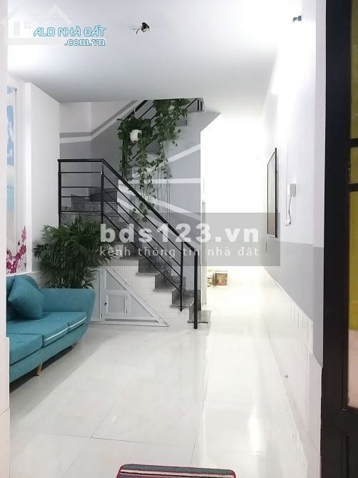 NHÀ NHỎ NGAY SÁT PHẠM VĂN ĐỒNG - GÒ VẤP 24M2 (NGANG 3.5M) CHỈ 2.6 Tỷ