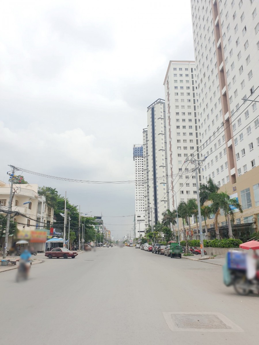 Cho thuê nhà 400m2/1lầu, 2 mặt tiền đường Cao Lỗ P4 Q8