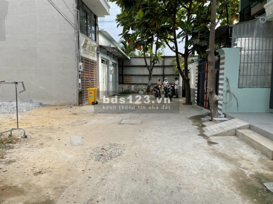 Chính chủ bán gấp lô Đất thổ cư cực đẹp tại Hẻm Lê Trọng Tấn P Tây Thạnh Q Tân Phú