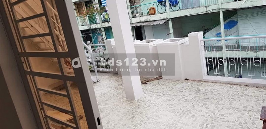 Bán Nhà Đường Nguyễn Thiện Thuật Q.3, 92m2, MT Lớn, Giá Rẻ