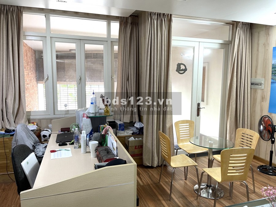 Cho thuê VP hầm trệt trống suốt 100m2 đầy đủ NT văn phòng trung tâm An Phú