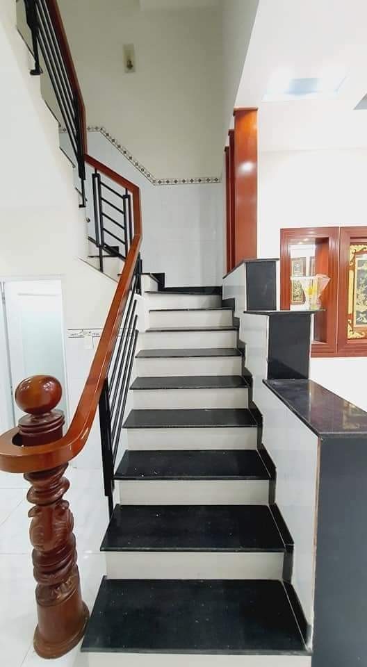 Bán gấp nhà HXH 6m đường số 14 quận bình tân 59m2 giá 4.3 tỷ 3 tầng