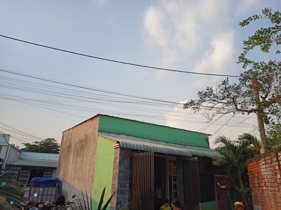 Nhà tân vạn lô 2 góc 101m2 SHR gần chợ tân vạn,dọn về ở ngay