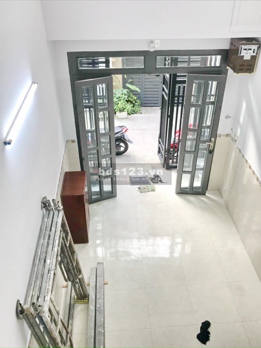 Bán nhà mới 2 lầu hẻm xe hơi đường Nguyễn Duy Phường 9 Quận 8