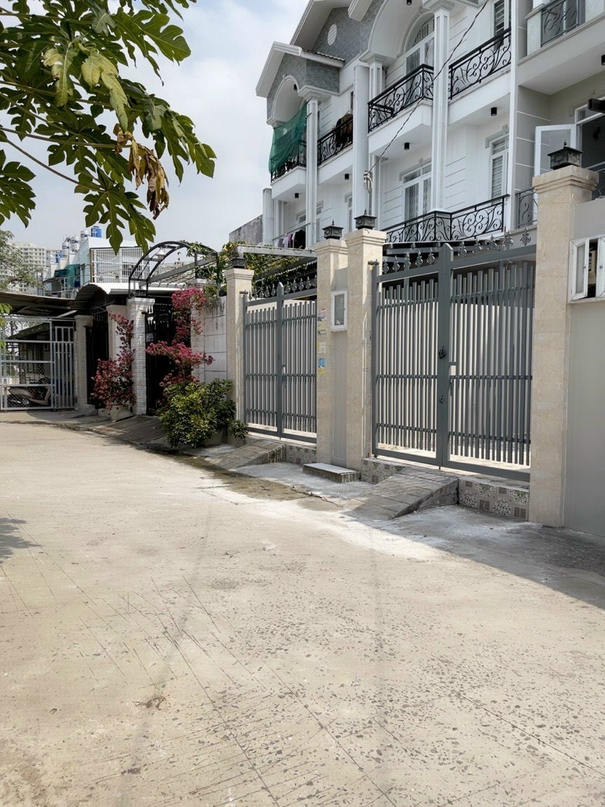 Sản phẩm mới Nhà ĐSH sổ riêng 2 căn hẻm 1806 Huỳnh Tấn Phát, Nhà Bè.2.65 tỷ