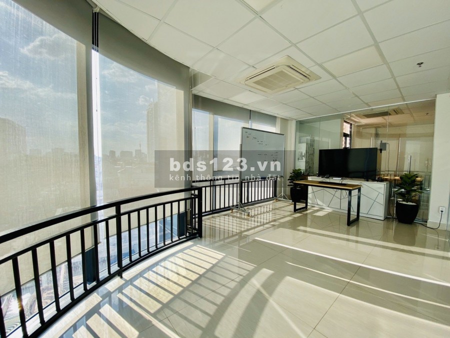 Cho thuê Văn Phòng Bình Thạnh 169m2 siêu thoáng đẹp.