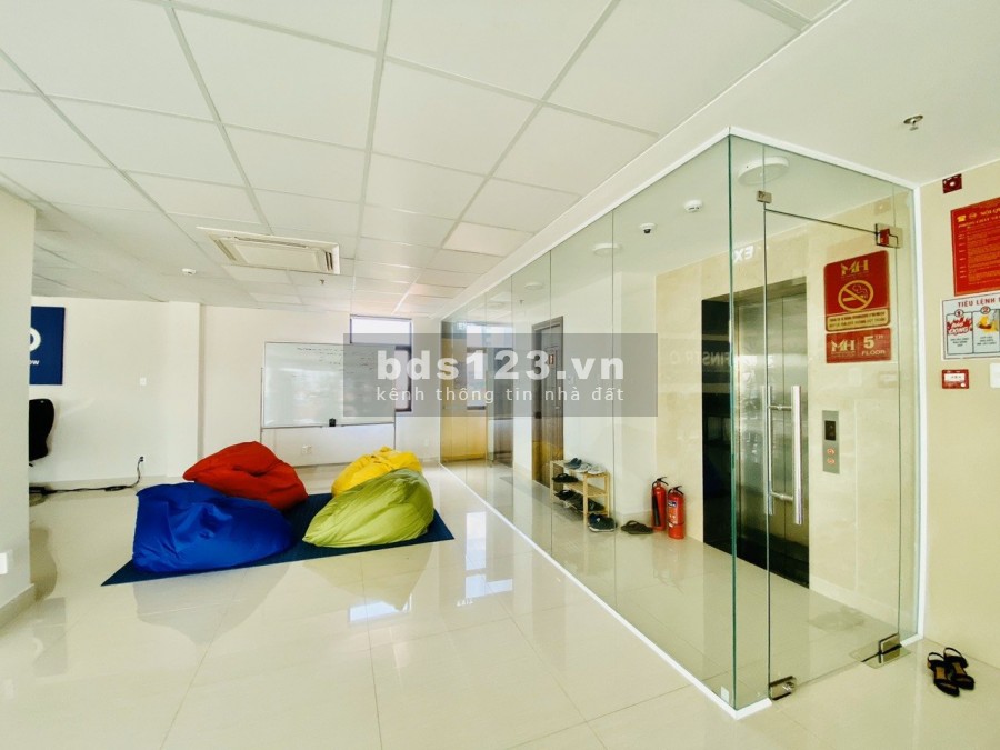 Cho thuê Văn Phòng Bình Thạnh 169m2 siêu thoáng đẹp.