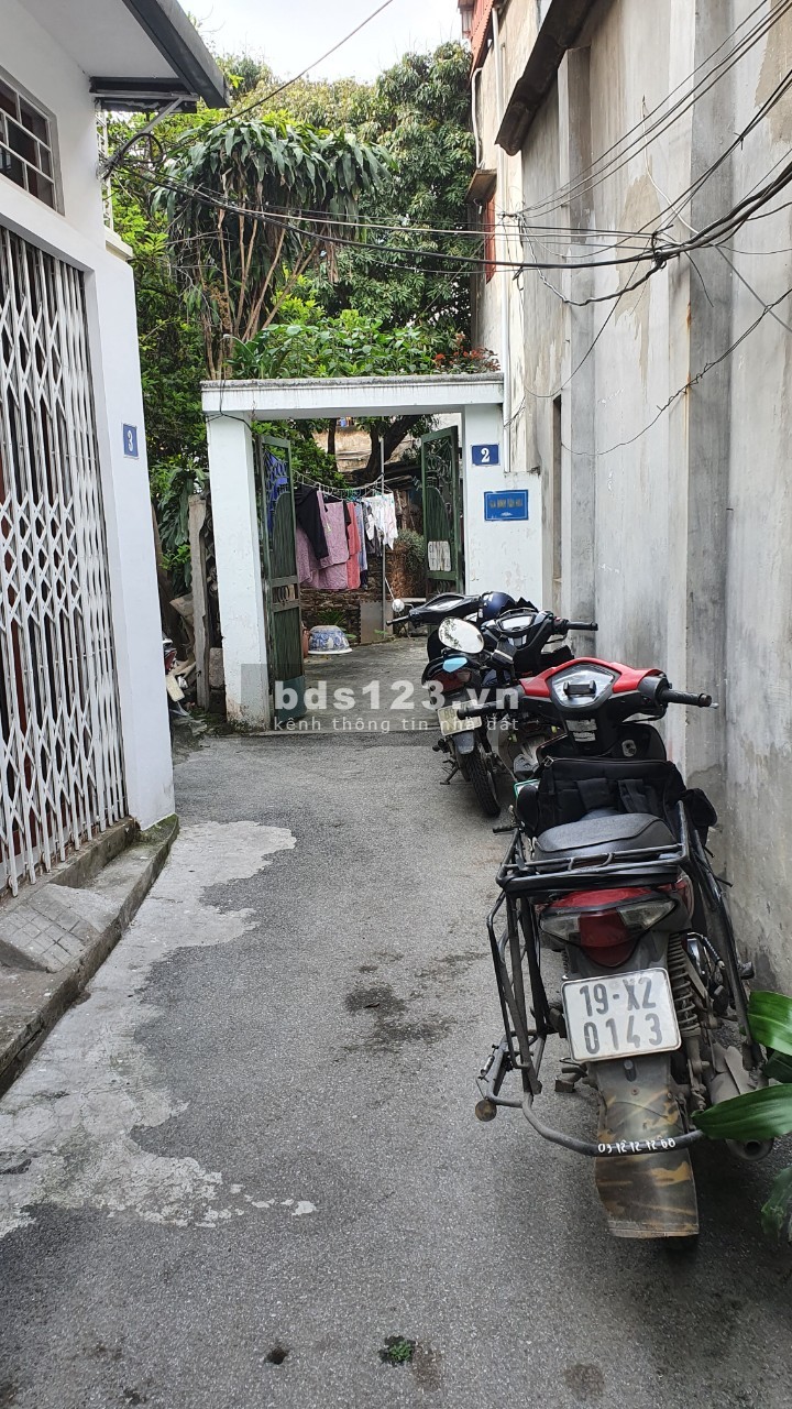 Bán nhà Văn Quán 32m, mt 3.2 gần trường chợ