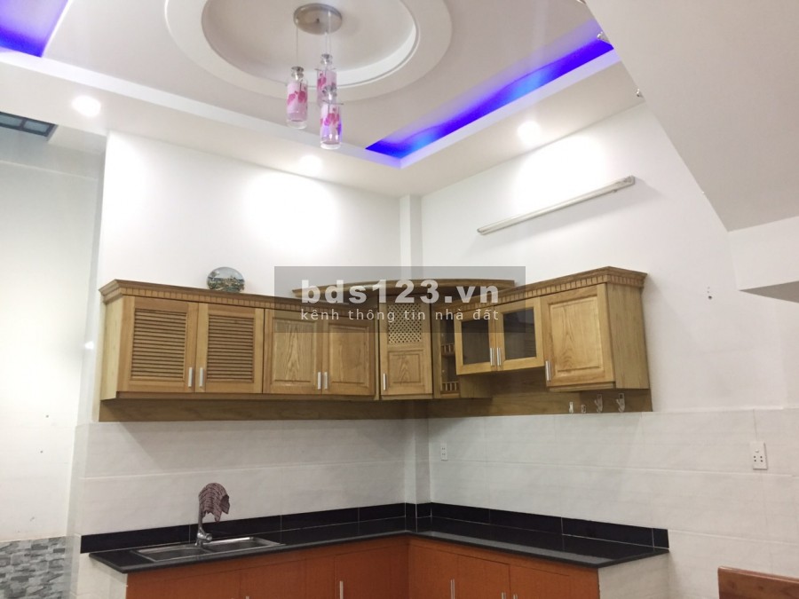 Chính chủ cho thuê nhà nguyên căn 2PN , 3WC 100M2 ngay CĐ Điện Lực Quận 12