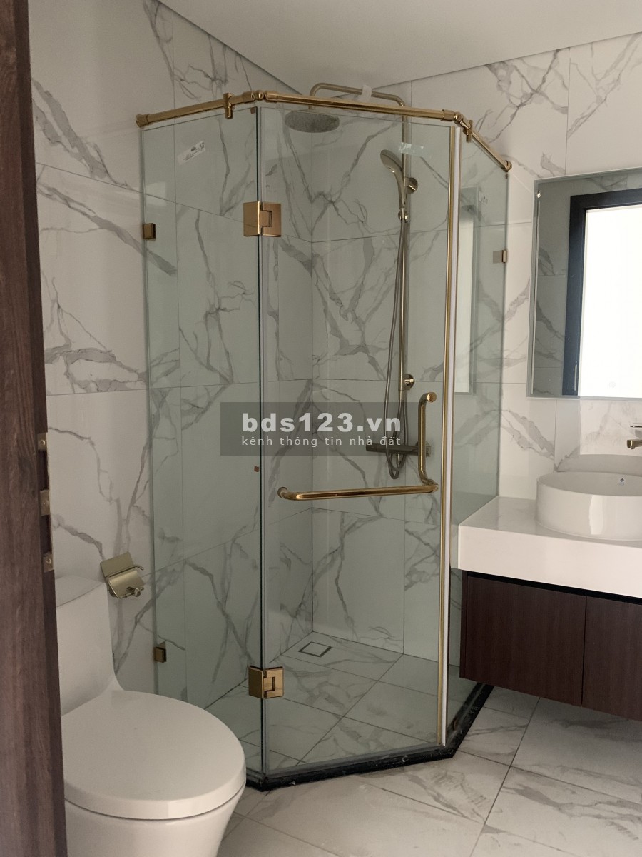 Chính chủ cho thuê căn hộ 2pn, 2wc Sunshine City Quận 7 mới nhận nhà, giá hữu nghị