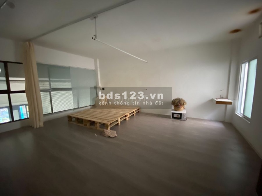 Cho thuê Mặt bằng Mặt tiền Pasteur, P.Bến Nghé, Q.1. 24 triệu, 4 x 12m.