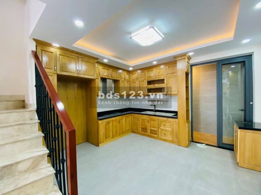 Bán nhà HXH 220/ Hoàng Hoa Thám Bình Thạnh, 4Tầng 85m2(4,5x18) ôtô ngủ trong nhà 13,8Tỷ