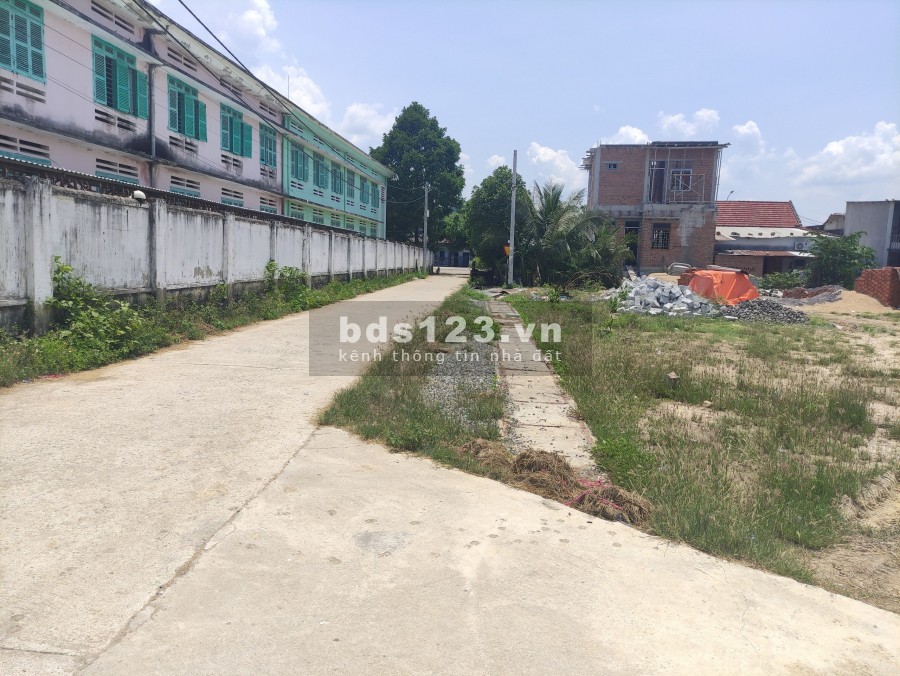 (CHÍNH CHỦ) BÁN LÔ GÓC 2 MẶT ĐƯỜNG, GẦN HL39 89M2 GIÁ CHỈ 585TR
