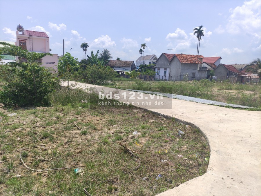 (CHÍNH CHỦ) BÁN LÔ GÓC 2 MẶT ĐƯỜNG, GẦN HL39 89M2 GIÁ CHỈ 585TR
