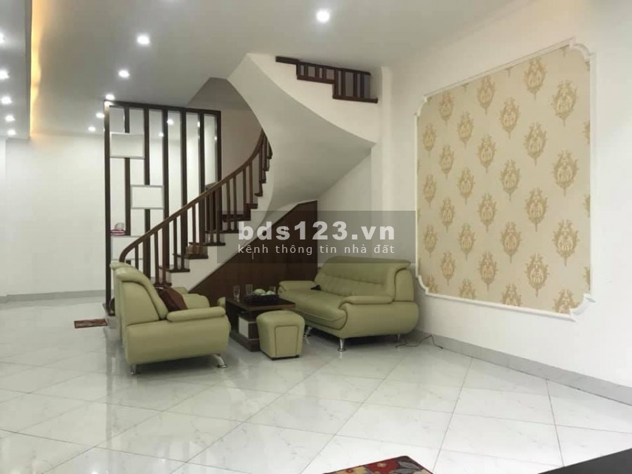 Bán nhà Ngọc Hà, Ba Đình 77m2x3 tầng mặt tiền 4,2m giá 6,9 tỷ, gần lăng Bác, sổ đỏ nở hậu